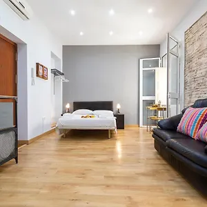 livemalaga-letrn-apartment.1costadelsol.com/